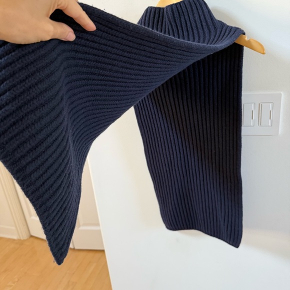 MAX MARA Ribbed Cashmere Balaclava Collar Poncho in Navy NWOT One Size - Picture 9 of 12